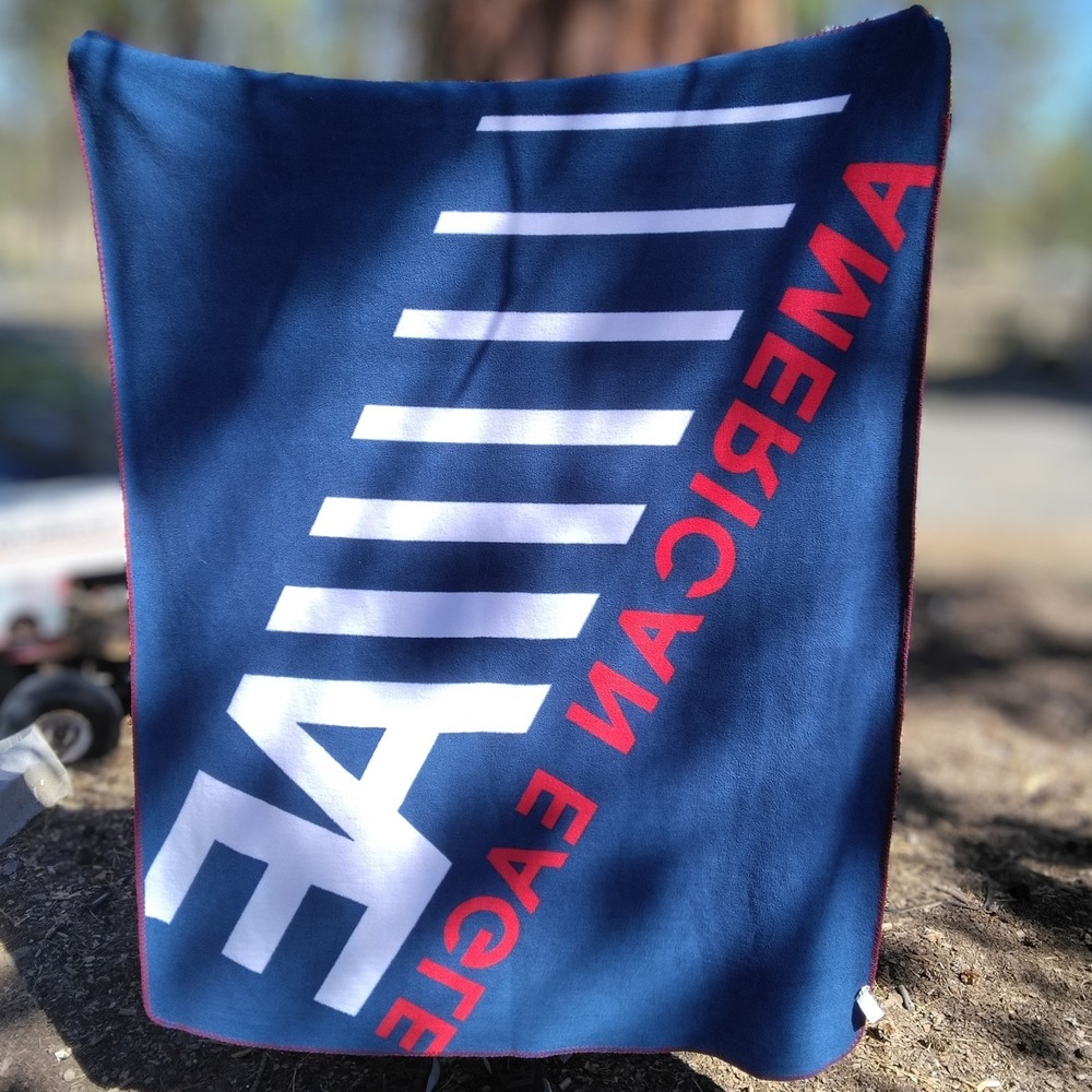 American Eagle Outfitters Fleece Throw Blanket Navy Red White 50x60 Logo Y2K - Picture 2 of 8